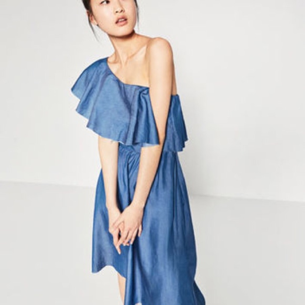 ZARA DENIM DRESS WITH ASYMMETRIC FRILL - Size XS
